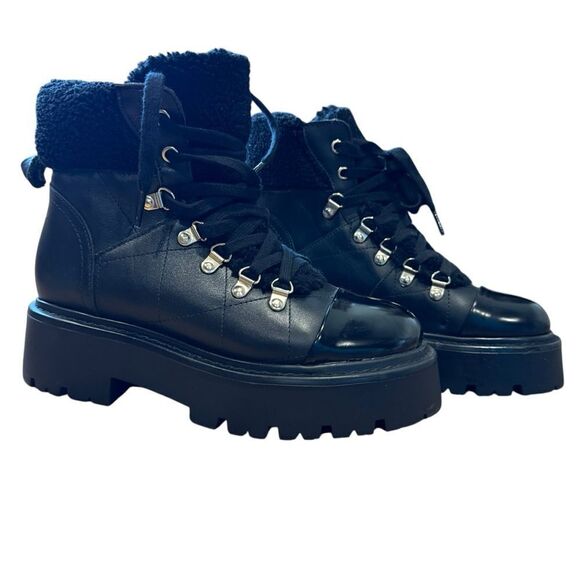 Revolve Steve Madden Reyen Leather Platform Boot Right foot 7 left foot 7.5 NWOT - Picture 6 of 13